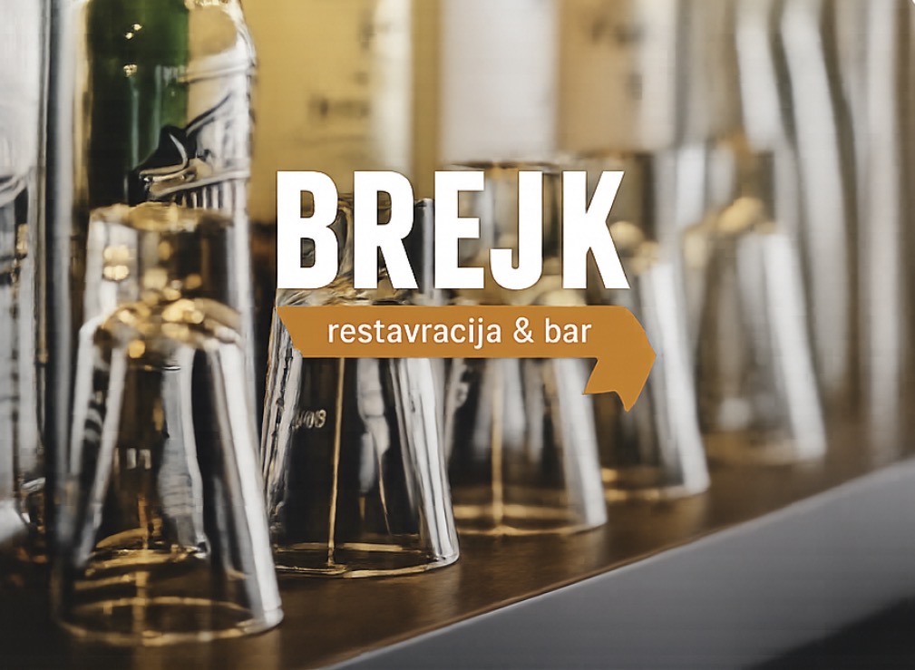 Bar Brejk - kozarci na pultu, topel mestni utrip